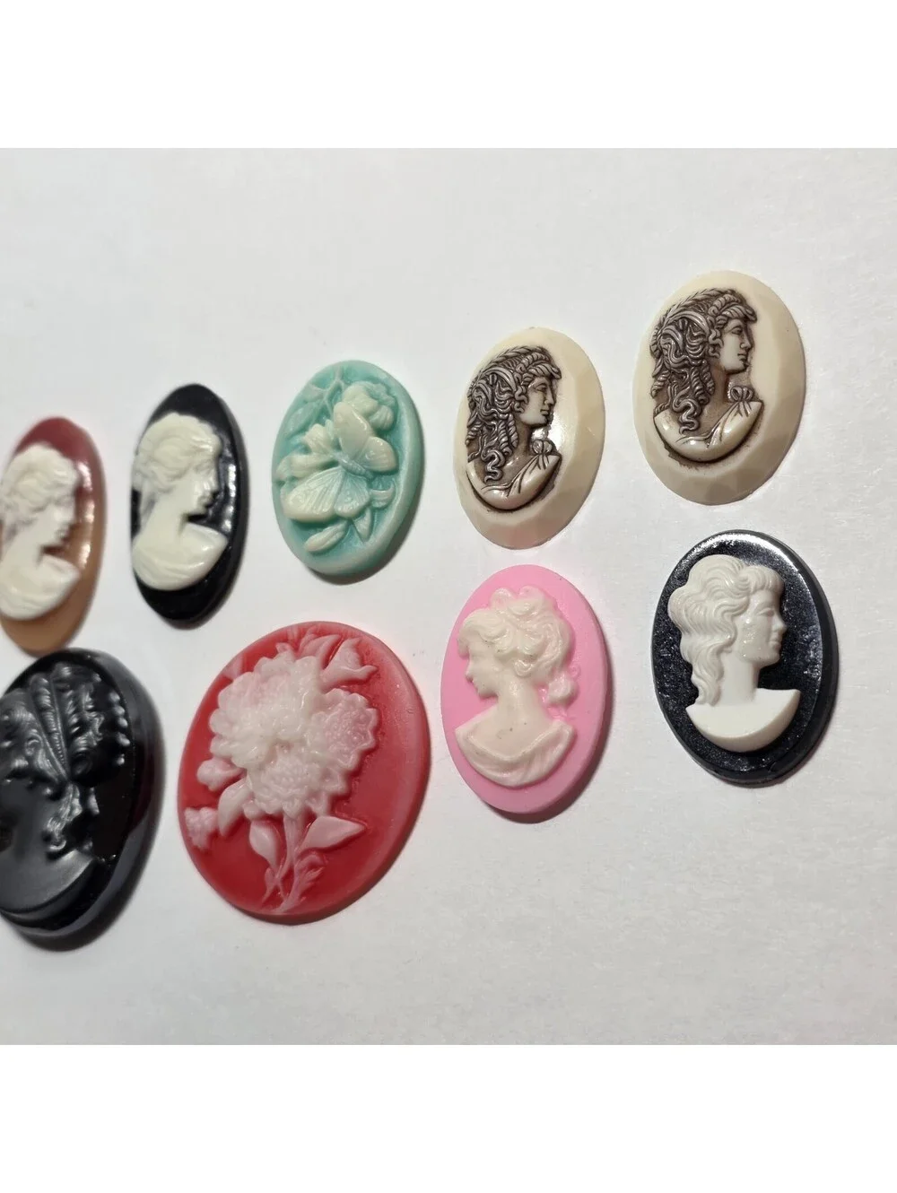 Lot of 9 Vintage Style Resin Cameo Cabochons Floral Lady Butterfly Mixed EUC